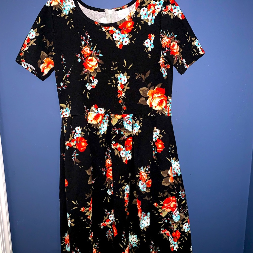 LLR Amelia Black & Peach Roses BNWOT L